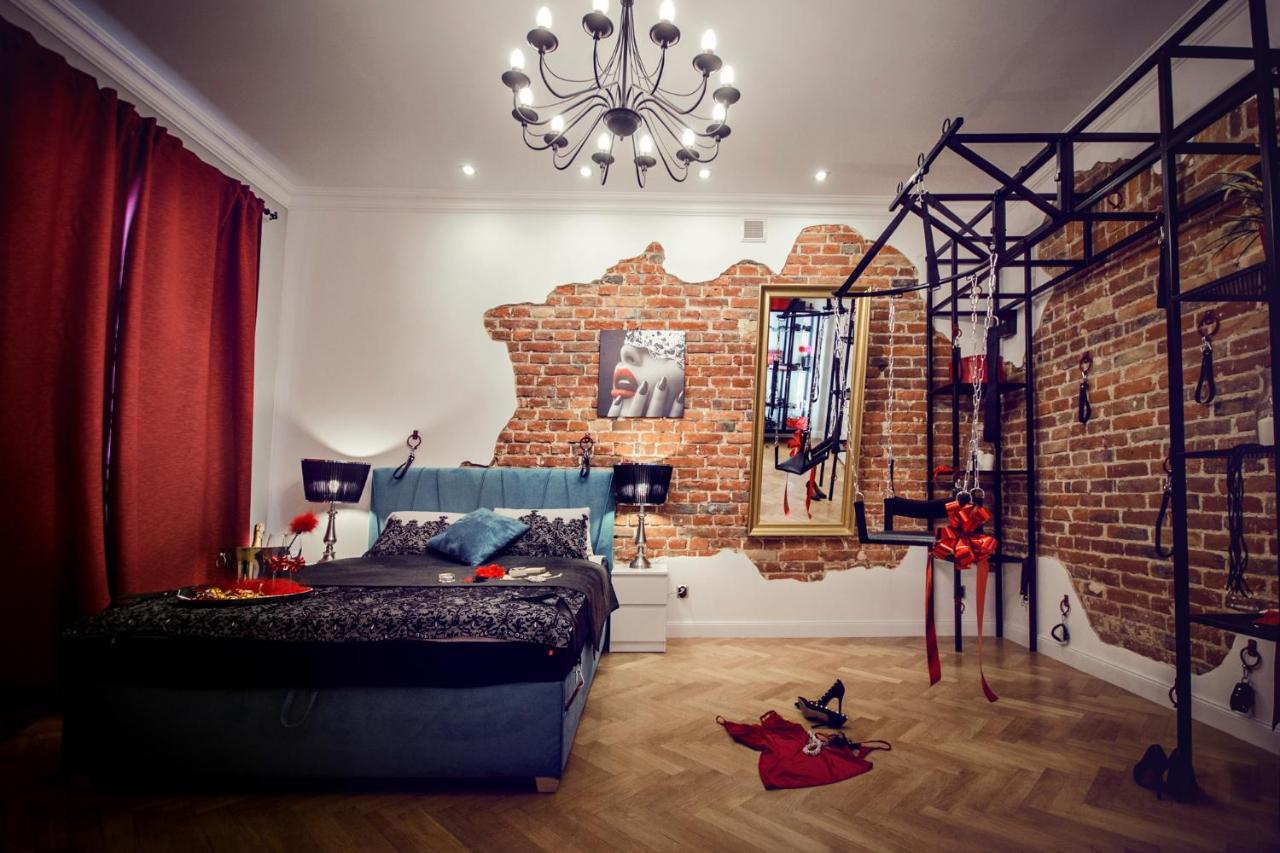 Apartament Dla Doroslych "Papierki Po Cukierkach" Люблин Экстерьер фото