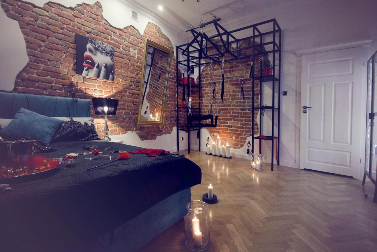 Apartament Dla Doroslych "Papierki Po Cukierkach" Люблин Экстерьер фото
